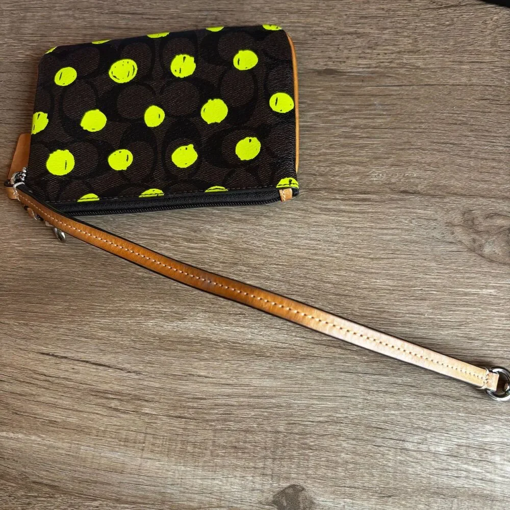 Coach Green Neon Polka Dot Signature Canvas Wristlet Style Number F52581 - Picture 9 of 16